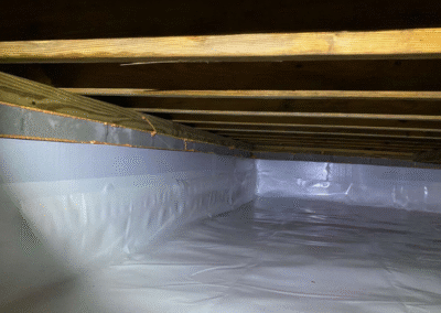 Sealed And Encapsulated Crawl Space With Vapor Barrier